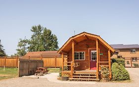 Redwood Coast Cabins And Rv Resort